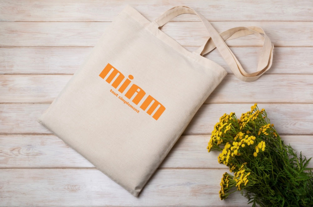 Tote bag